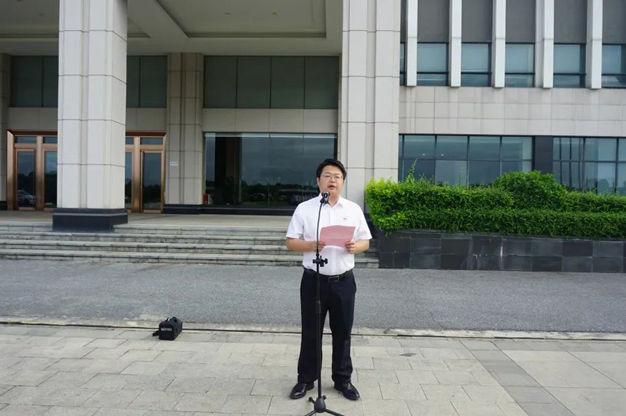 ZBi0yJfCKW.jpg ZBi0yJfCKW.jpg