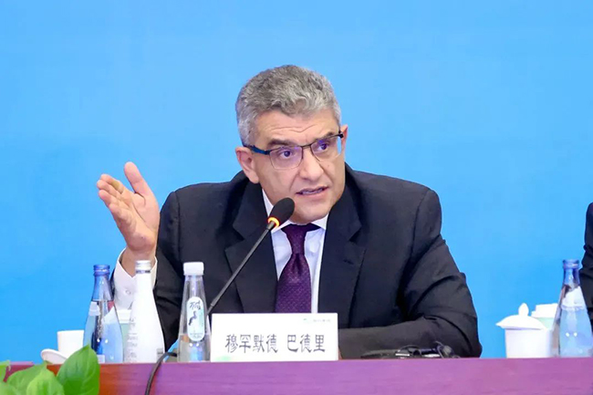 vzmuLzWhyZ.jpg vzmuLzWhyZ.jpg