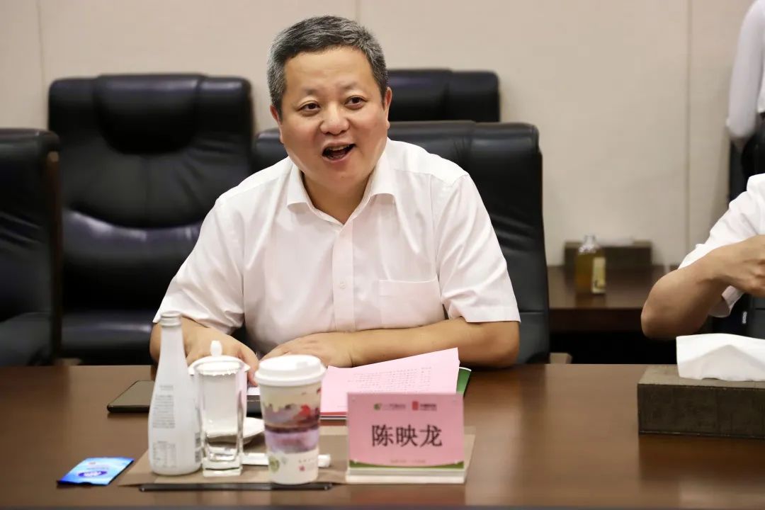 jRCbcY5FNC.jpg jRCbcY5FNC.jpg