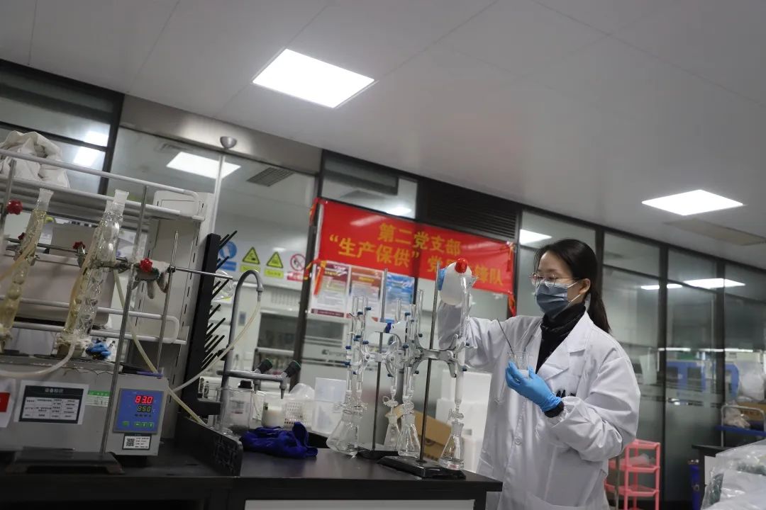 cHTMN6J8Pi.jpg cHTMN6J8Pi.jpg