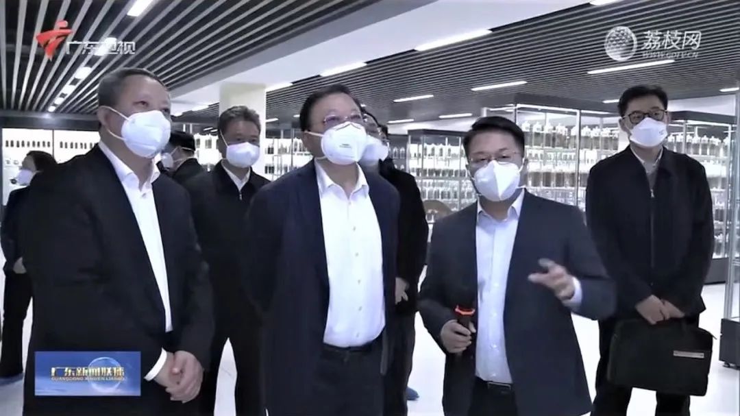 NOQ7pg7hcM.jpg NOQ7pg7hcM.jpg