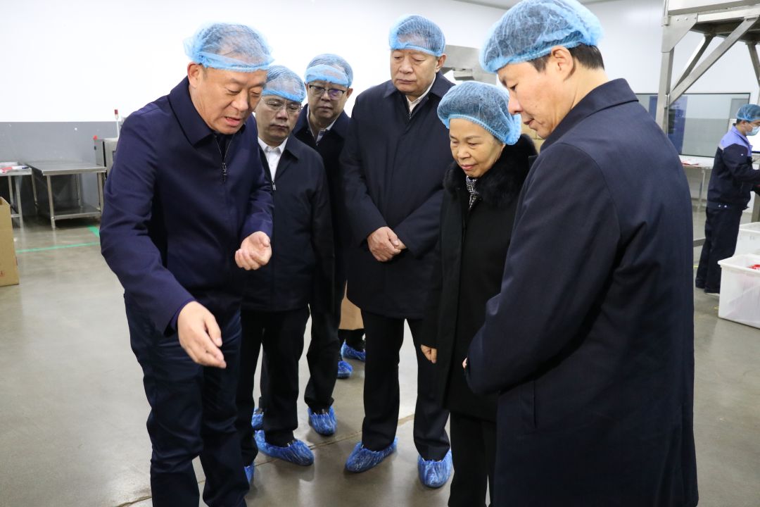 UN4bFt9F9r.jpg UN4bFt9F9r.jpg